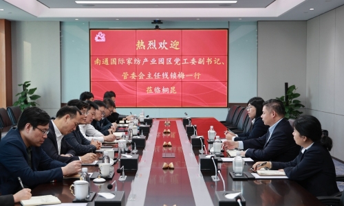 南通国际家纺产业园区党工委副书记、管委会主任钱锁梅一行莅临尊龙凯时·(中国)人生就是搏!